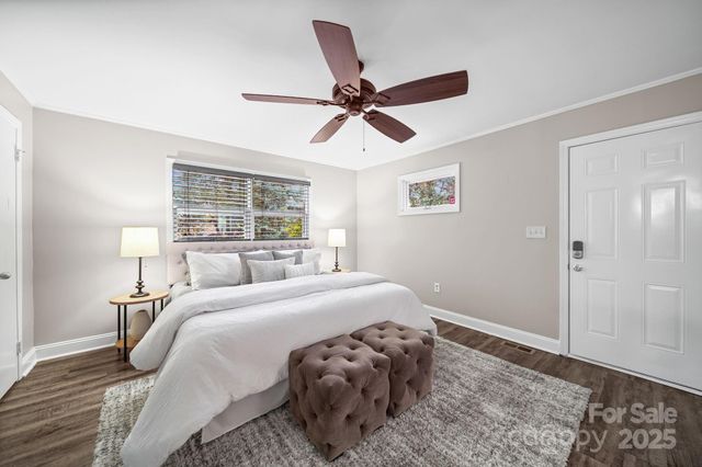 1521 Anderson Street, Charlotte, NC 28205