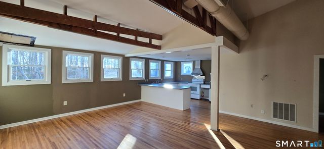 26 Ferry Road, Chester, CT 06412