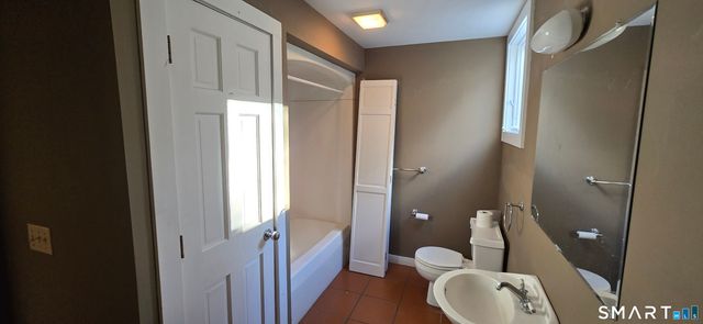 26 Ferry Road, Chester, CT 06412