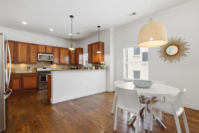1715 Lewis Court, Dallas, TX 75206