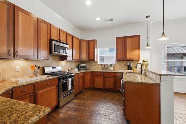 1715 Lewis Court, Dallas, TX 75206