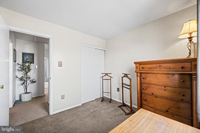 4318 SYCAMORE DR, Hampstead, MD 21074