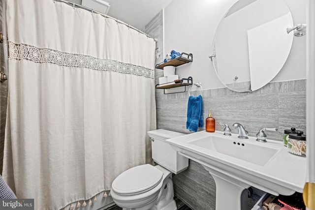 4318 SYCAMORE DR, Hampstead, MD 21074