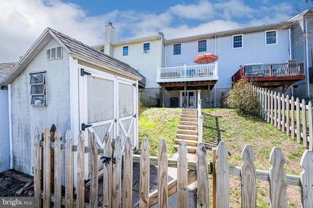 4318 SYCAMORE DR, Hampstead, MD 21074