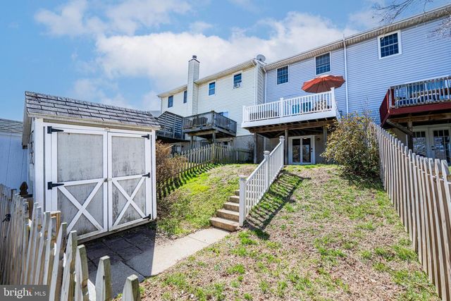 4318 SYCAMORE DR, Hampstead, MD 21074