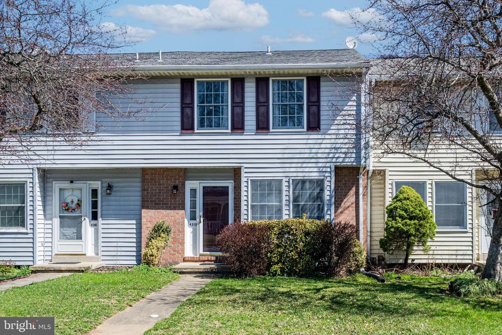 4318 SYCAMORE DR, Hampstead, MD 21074