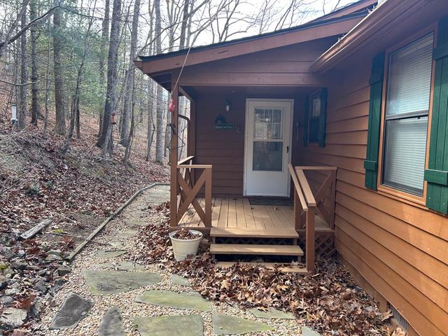 39 Thomas Ridge Lane, Blairsville, GA 30512