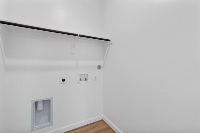 10915 Middle Ridge Drive, Missouri City, TX 77459