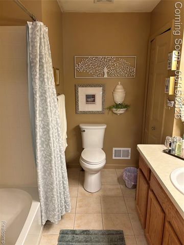 41011 Williams Street 246, Grand Blanc, MI 48439