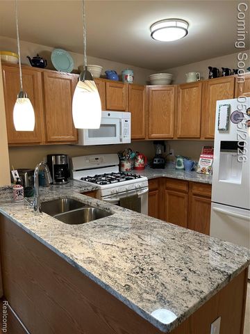 41011 Williams Street 246, Grand Blanc, MI 48439