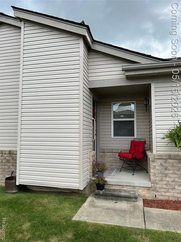 41011 Williams Street 246, Grand Blanc, MI 48439