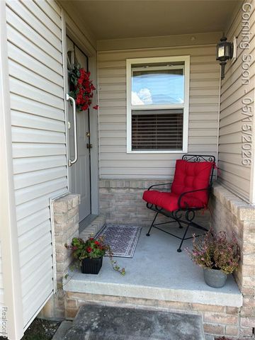 41011 Williams Street 246, Grand Blanc, MI 48439