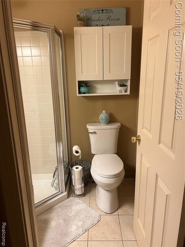 41011 Williams Street 246, Grand Blanc, MI 48439