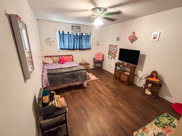 10330 Sweetwood Drive, Houston, TX 77070