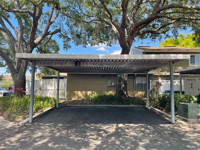 6912 CASA VERDE COURT, Tampa, FL 33615