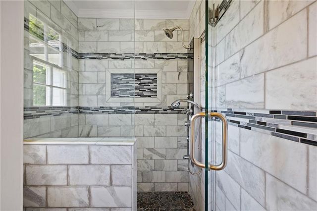 1340 Fallsbrook Drive NW, Acworth, GA 30101