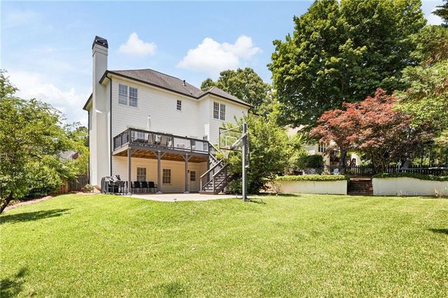 1340 Fallsbrook Drive NW, Acworth, GA 30101