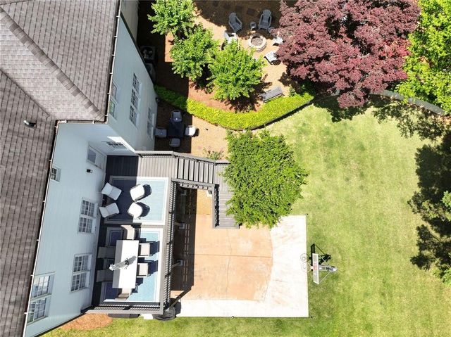 1340 Fallsbrook Drive NW, Acworth, GA 30101