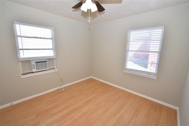 1206 Belvedere Drive, Arlington, TX 76010