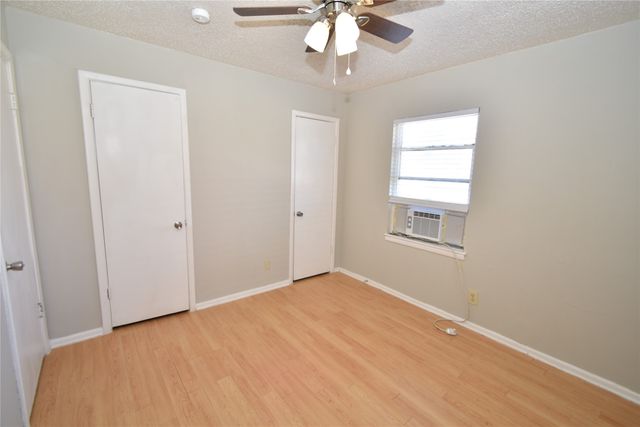 1206 Belvedere Drive, Arlington, TX 76010