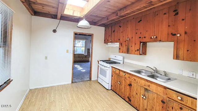 3350 Ocean Drive, Oxnard, CA 93035