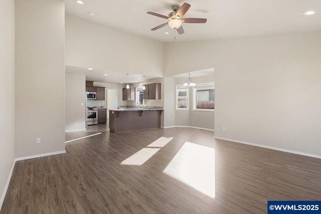 3013 21st Av SE, Albany, OR 97322