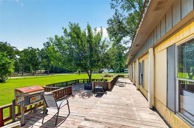 141 Fitzgerald Lane, Livingston, TX 77351