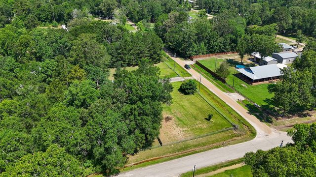 141 Fitzgerald Lane, Livingston, TX 77351