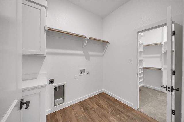 9012 Valley Oak Court, Springtown, TX 76082