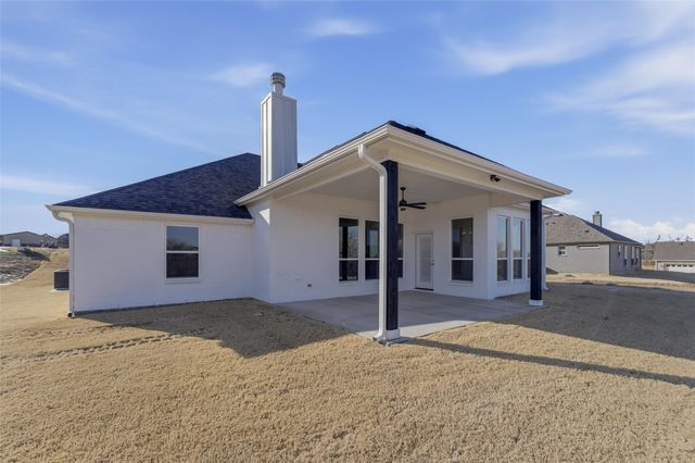 9012 Valley Oak Court, Springtown, TX 76082