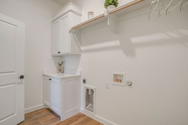 9012 Valley Oak Court, Springtown, TX 76082