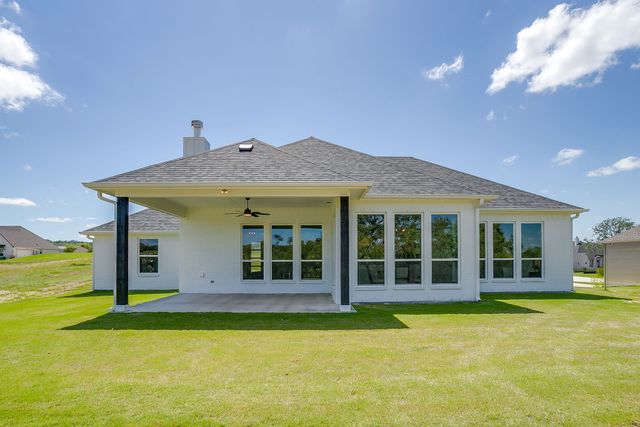 9012 Valley Oak Court, Springtown, TX 76082