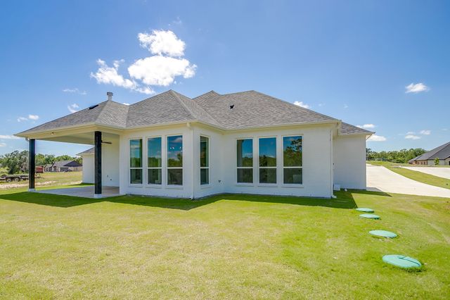 9012 Valley Oak Court, Springtown, TX 76082