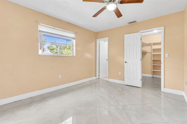 7399 NW 20th Court, Sunrise, FL 33313