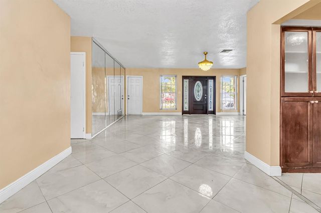 7399 NW 20th Court, Sunrise, FL 33313