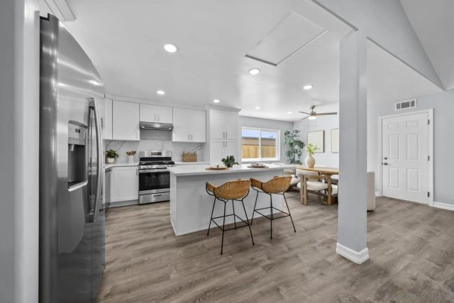 4105 Alana Cir, Oceanside, CA 92056