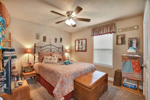 1832 Basin Trail, Brenham, TX 77833