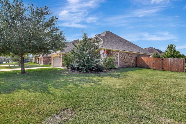 1832 Basin Trail, Brenham, TX 77833