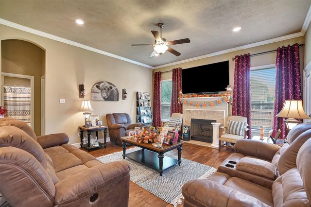 1832 Basin Trail, Brenham, TX 77833