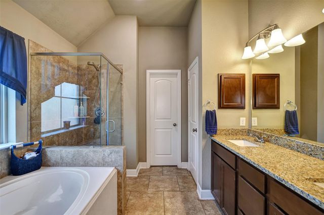 1832 Basin Trail, Brenham, TX 77833