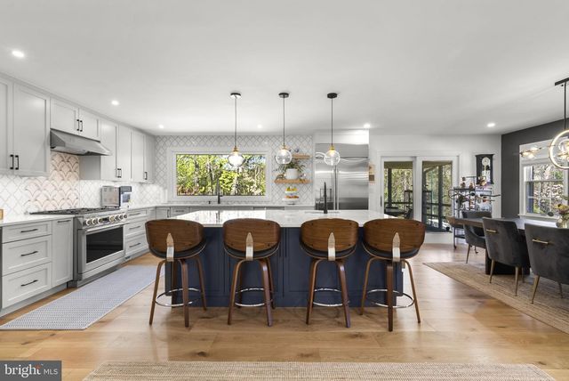 7018 HUNTER LN, Hyattsville, MD 20782