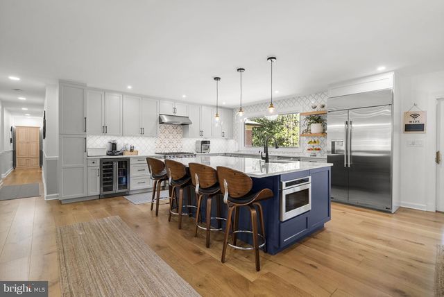 7018 HUNTER LN, Hyattsville, MD 20782