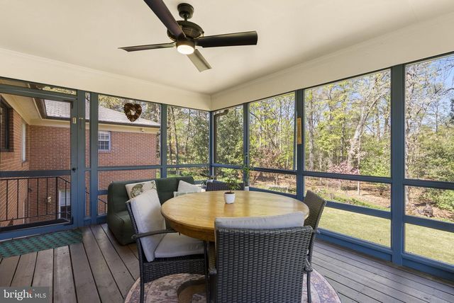 7018 HUNTER LN, Hyattsville, MD 20782