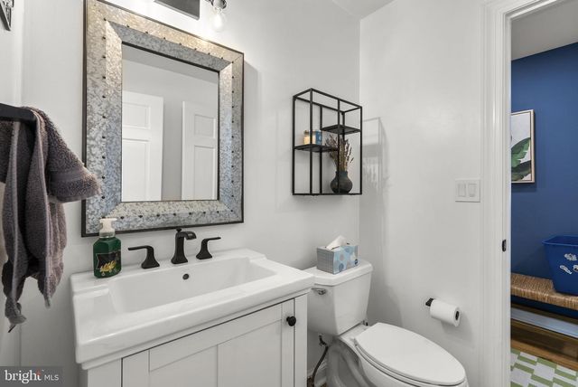 7018 HUNTER LN, Hyattsville, MD 20782