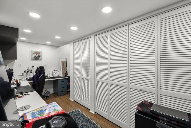 7018 HUNTER LN, Hyattsville, MD 20782
