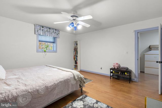 7018 HUNTER LN, Hyattsville, MD 20782