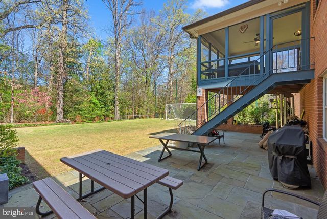 7018 HUNTER LN, Hyattsville, MD 20782