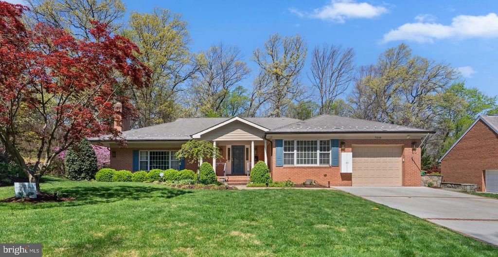 7018 HUNTER LN, Hyattsville, MD 20782