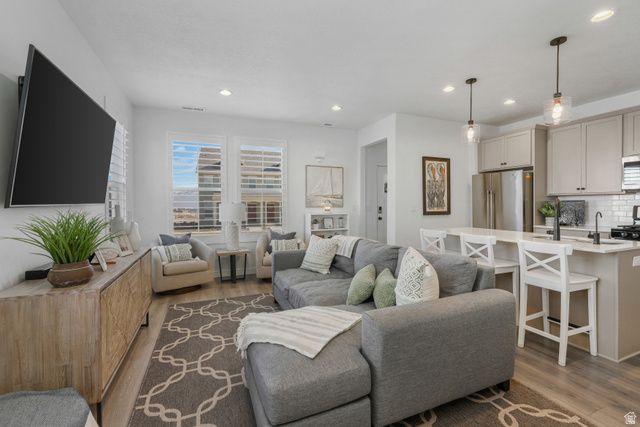 6671 W SKIP ROCK RD, South Jordan, UT 84009