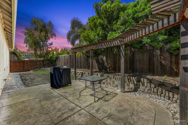 1648 Midford Ln, Lincoln, CA 95648